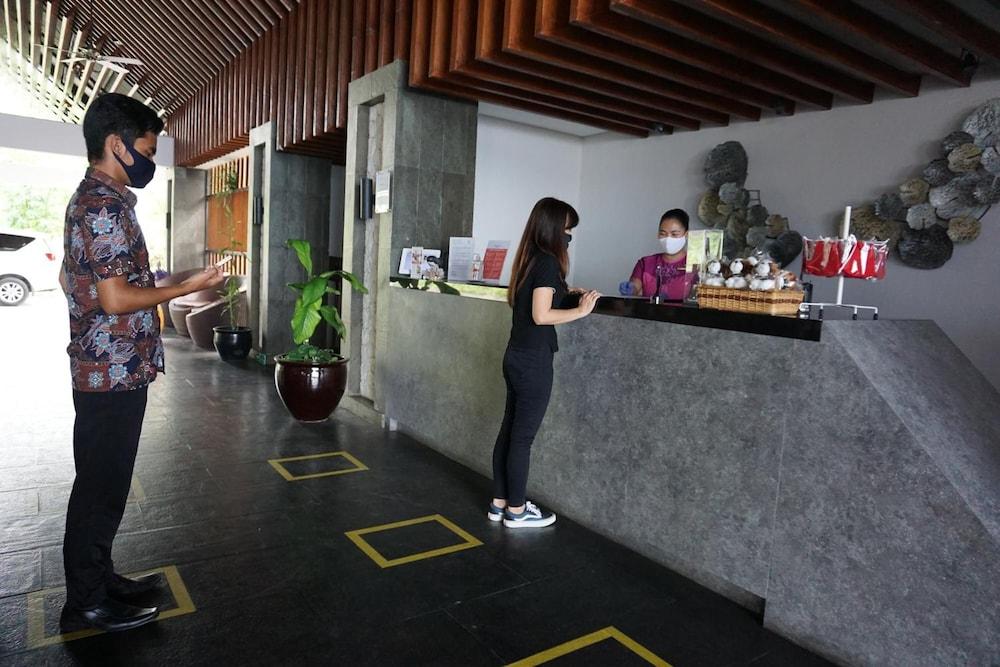 Swiss-Belinn Luwuk Luaran gambar